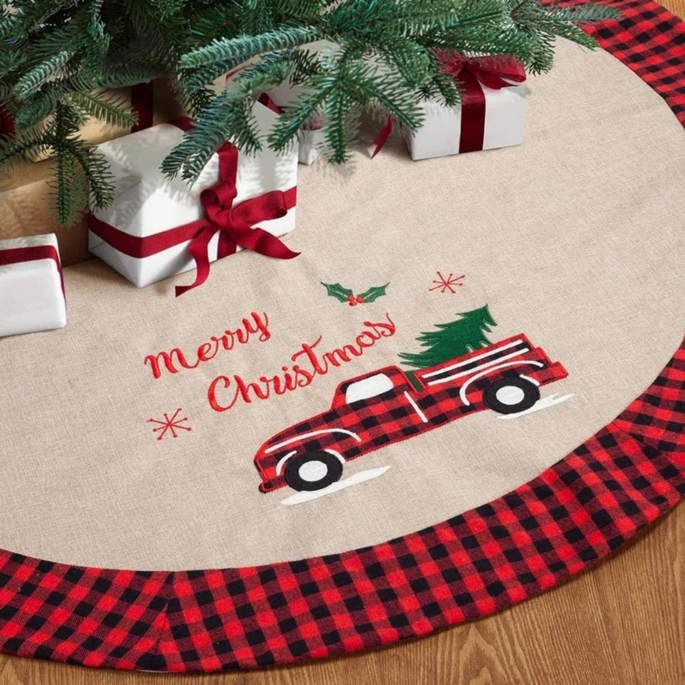 Tree skirt